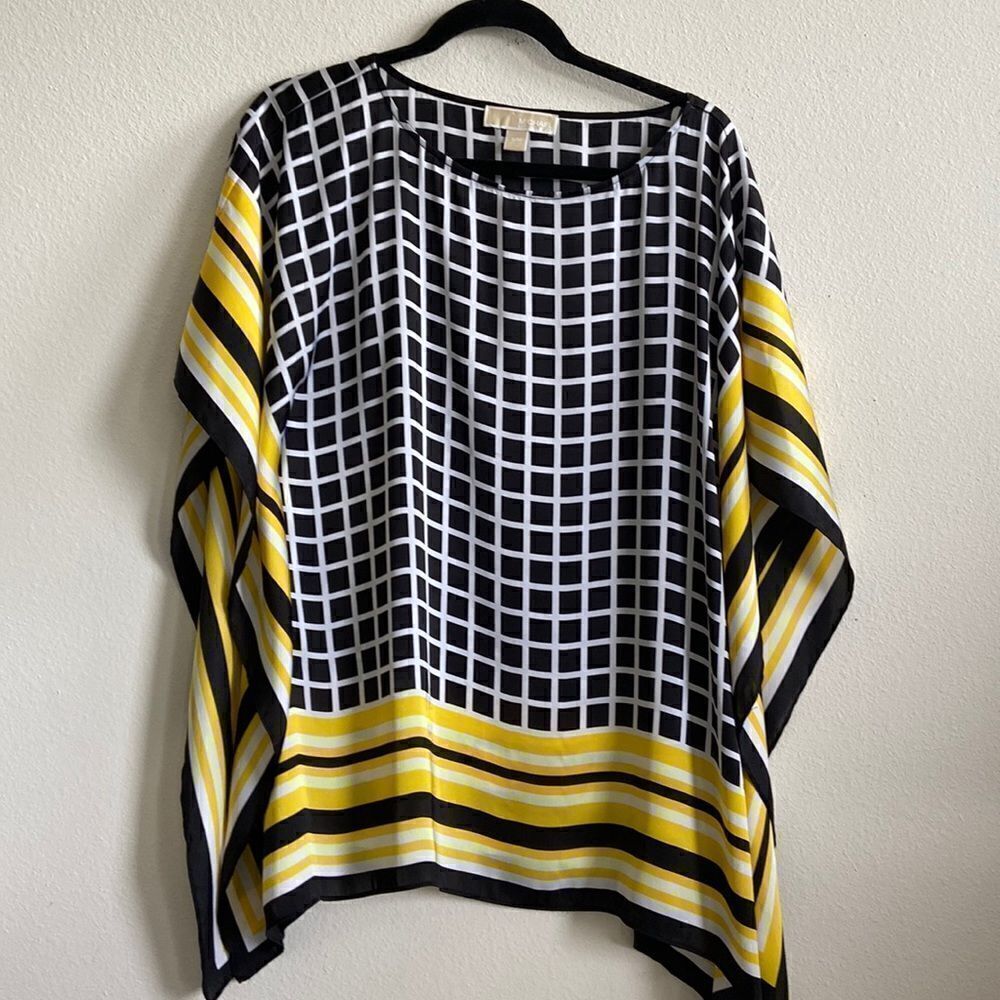 Michael Kors Top EUC size S